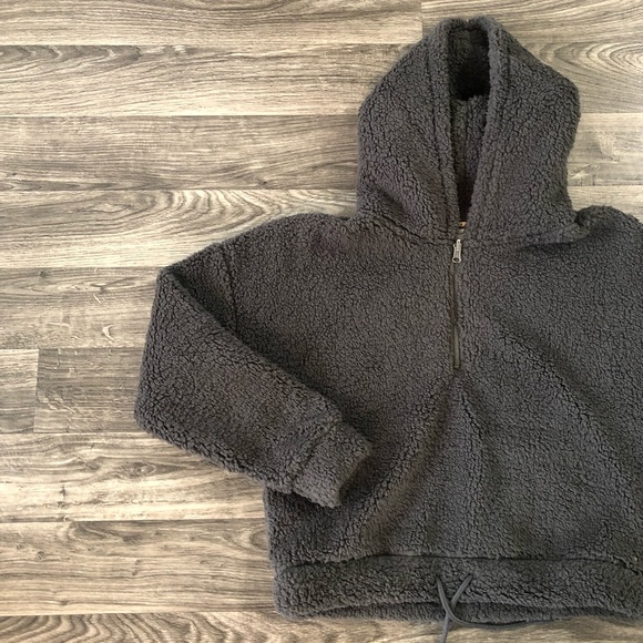 SOLD * NEW! RIPZONE Sherpa Pullover - Picture 1 of 9